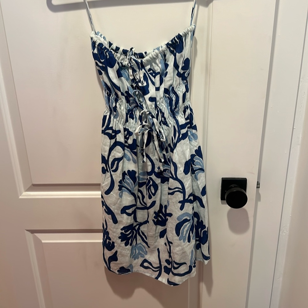Linen blue and white strapless dress